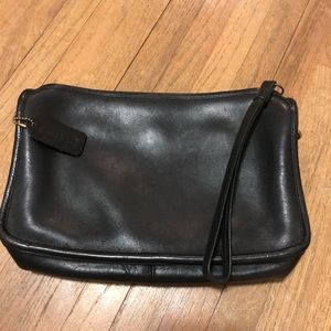 Vintage Coach Wristlet w/tag and mark